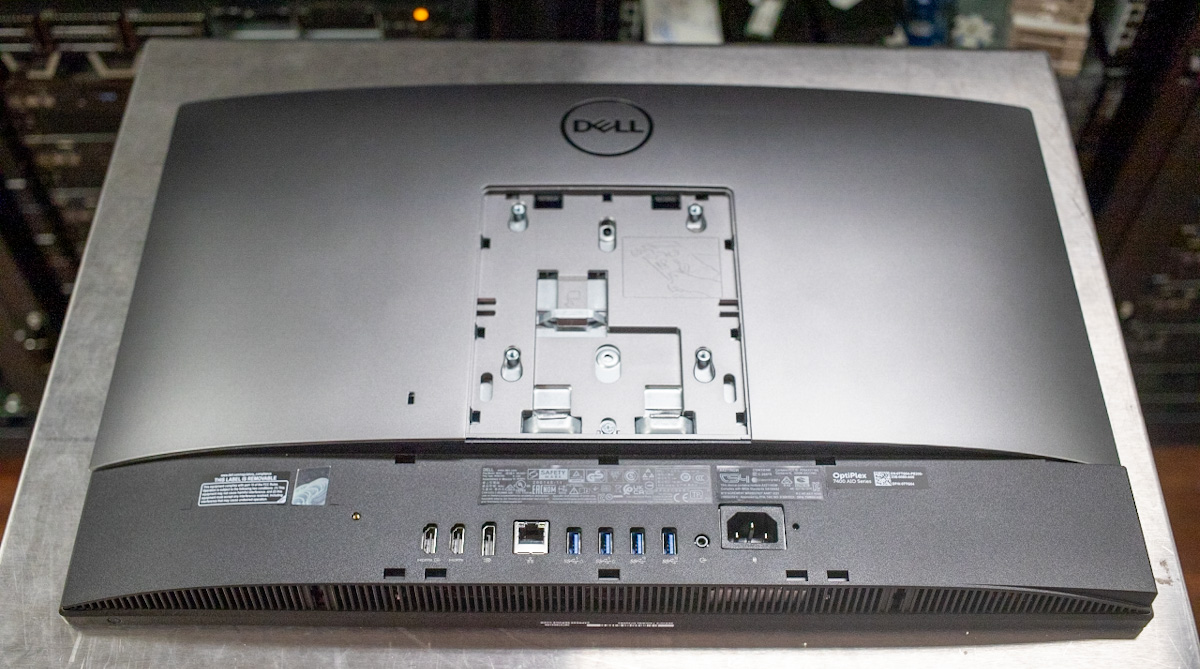 StorageReview-Dell-OptiPlex-7400-AIO-2.jpg